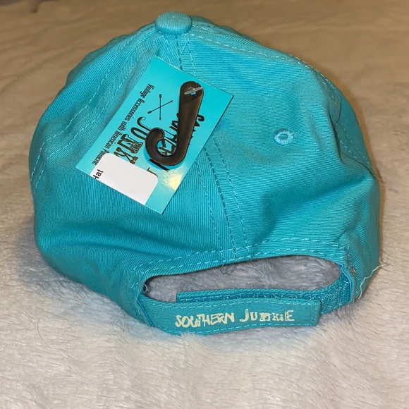 Mama bear hat - Picture 3 of 3